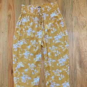 Abercrombie Smocked Waist Pants
